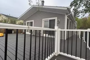 8412 Brower Lake Dr NE, Rockford, MI 49341 - Photo 11