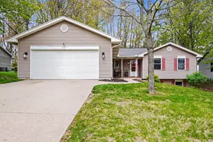 177 Glen Eagle Dr NE, Rockford, MI 49341 - Photo 1
