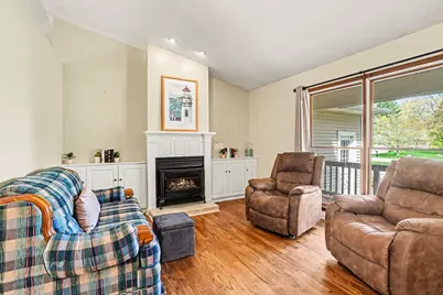 15868 Forest Side Drive, Grand Haven, MI 49417 - Photo 3