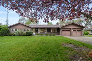 2286 Shiawasee Ln, Stevensville, MI 49127 - Photo 1