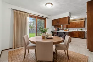 2286 Shiawasee Ln, Stevensville, MI 49127 - Photo 5