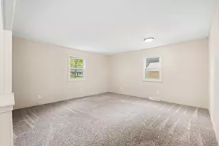 7552 Westlane Ave, Jenison, MI 49428 - Photo 9