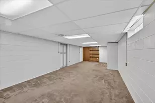 814 N Drake Rd, Kalamazoo, MI 49006 - Photo 27