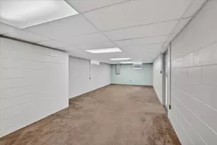 814 N Drake Rd, Kalamazoo, MI 49006 - Photo 29