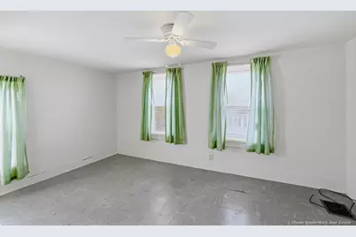 533 Fulton Street, Grand Haven, MI 49417 - Photo 17
