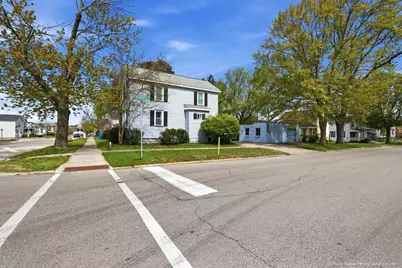 533 Fulton Street, Grand Haven, MI 49417 - Photo 29
