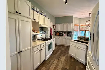 13648 Green Prairie Street, Vicksburg, MI 49097 - Photo 9