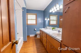 1705 Kendall St SE, Grand Rapids, MI 49508 - Photo 15