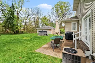 619 Homecrest Ave, Kalamazoo, MI 49001 - Photo 25