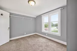 348 N State St, Zeeland, MI 49464 - Photo 43
