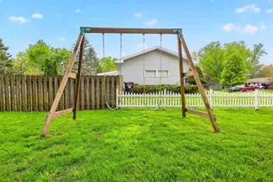 348 N State St, Zeeland, MI 49464 - Photo 51