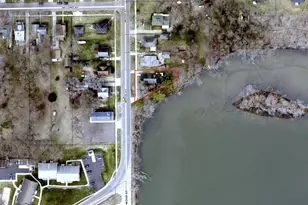 105 Wood St, Three Rivers, MI 49093 - Photo 7