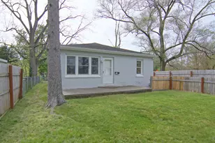 1220 Pearl St, Benton Harbor, MI 49022 - Photo 11