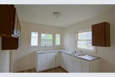 1220 Pearl Street, Benton Harbor, MI 49022 - Photo 5