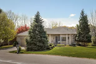 2166 Lamberton Creek Ln NE, Grand Rapids, MI 49505 - Photo 5