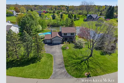 100 Rollingbrook NE, Ada, MI 49301 - Photo 3