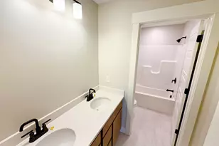 5859 Vly Pt Dr SE, Caledonia, MI 49316 - Photo 15