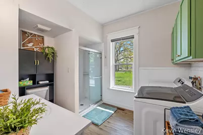 1312 Leonard Street NE, Grand Rapids, MI 49505 - Photo 11