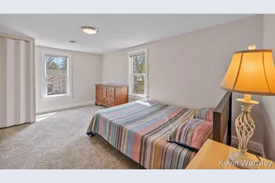 1312 Leonard Street NE, Grand Rapids, MI 49505 - Photo 15