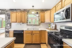 8997 Lenter Dr SE, Caledonia, MI 49316 - Photo 13
