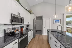 9404 Shoreway Dr, West Olive, MI 49460 - Photo 11
