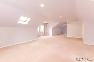 851 Hollywood St NE, Grand Rapids, MI 49505 - Photo 17