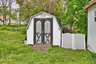 1020 N 8th St, Niles, MI 49120 - Photo 3