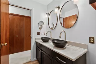 1308 Suncrest Dr NE, Grand Rapids, MI 49525 - Photo 25
