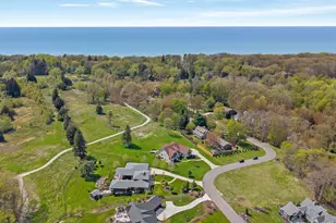 719 Golfview Dr, Douglas, MI 49406 - Photo 31