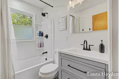 1910 Gordon, Lansing, MI 48910 - Photo 17