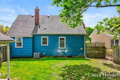 1910 Gordon, Lansing, MI 48910 - Photo 39