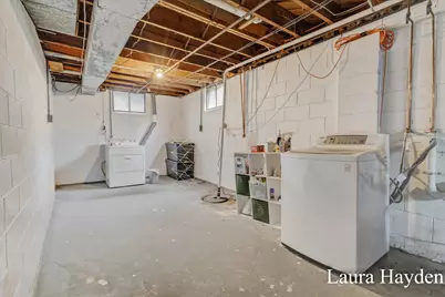 1910 Gordon, Lansing, MI 48910 - Photo 25