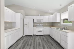 2454 Casper St, Kalamazoo, MI 49048 - Photo 11