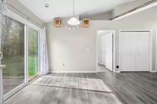 2454 Casper St, Kalamazoo, MI 49048 - Photo 9