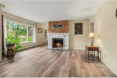 32633 6 Mile Road, Livonia, MI 48152 - Photo 9