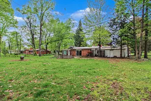 32633 Six Mile Rd, Livonia, MI 48152 - Photo 29
