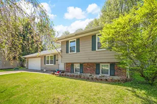 917 Kensington Dr, Niles, MI 49120 - Photo 3