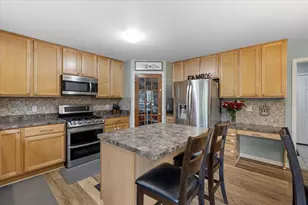 9783 Viewcrest Ct, Howell, MI 48843 - Photo 13