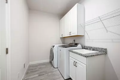 3000 N Spurway Drive, Ann Arbor, MI 48105 - Photo 39