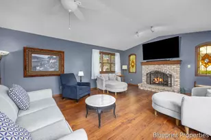 1757 4th St NW, Grand Rapids, MI 49504 - Photo 23