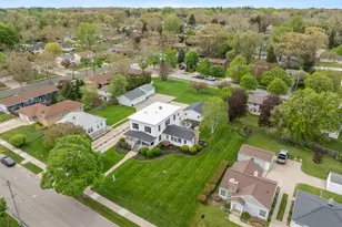 1757 4th St NW, Grand Rapids, MI 49504 - Photo 3