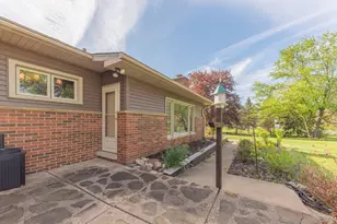 9870 James Dr, Saline, MI 48176 - Photo 47