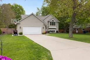 1802 Cedar Tree Dr, Jenison, MI 49428 - Photo 1