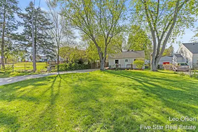 2610 Riley Avenue SW, Wyoming, MI 49509 - Photo 3