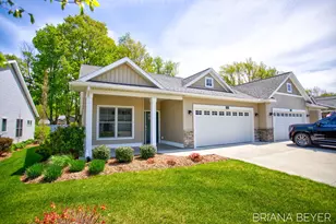 1003 Maplewood Ct, Holland, MI 49423 - Photo 1