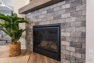 1003 Maplewood Ct, Holland, MI 49423 - Photo 19