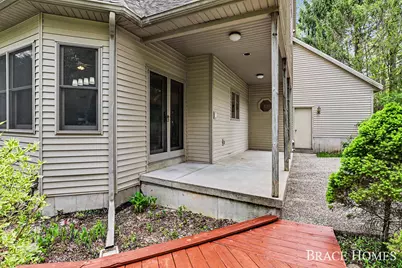 2155 Timber Valley Drive NE, Grand Rapids, MI 49525 - Photo 39
