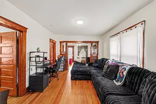 1822 4th St, Wyandotte, MI 48192 - Photo 3