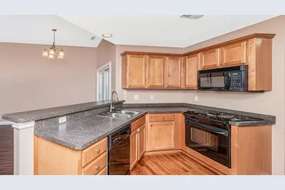 45605 Graystone Lane, Canton, MI 48187 - Photo 7