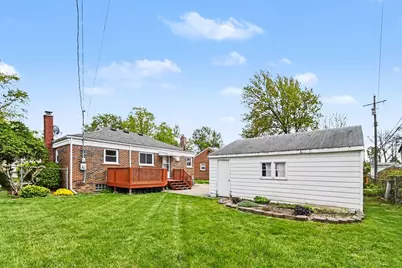 2421 Barstow Road, Lansing, MI 48906 - Photo 21